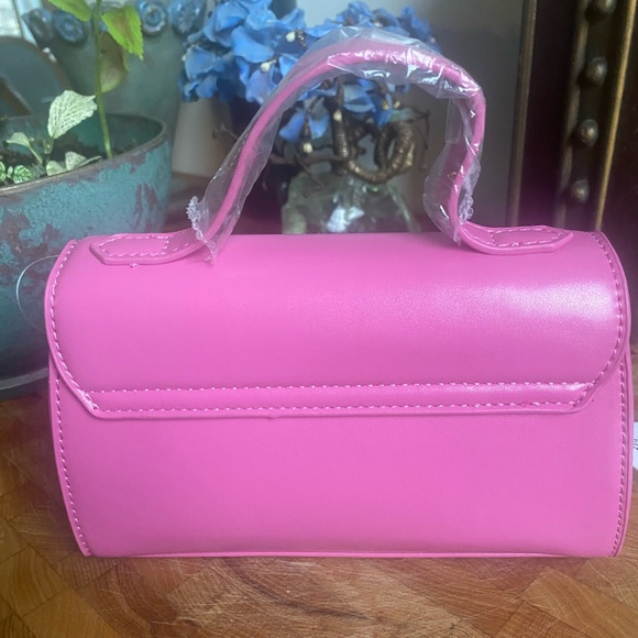 Christian Lacroix Laine Matte Rose Pink Crossbody Bag - Picture 2 of 6